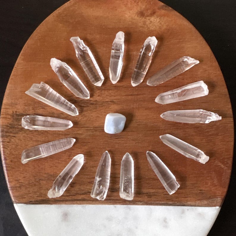 baby Lemurian quartz crystals
45.9 grams
15 pieces