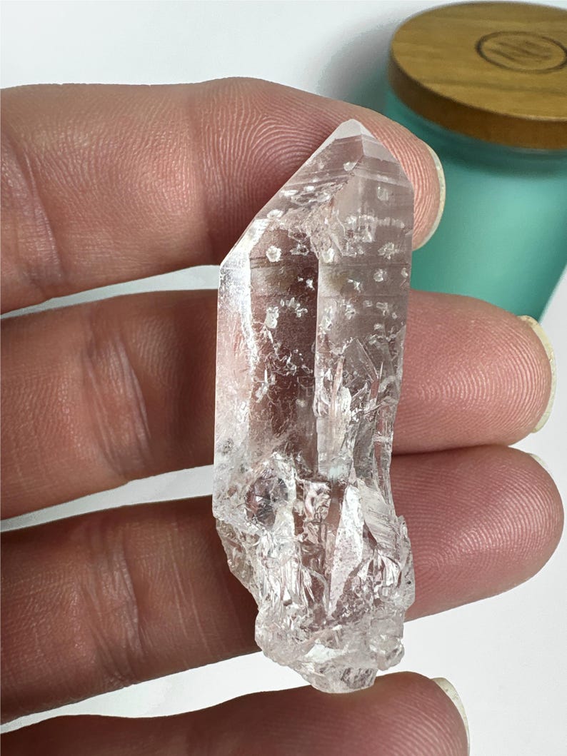Sold Out - Small Key formations: 14.8g; 48.5x16.5x12mm