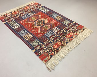 キリム 180×93㎝ ビンテージ 絨毯 キリム 180×93㎝ ビンテージ 絨毯 ヴィンテージ キリム 柄 ラグ