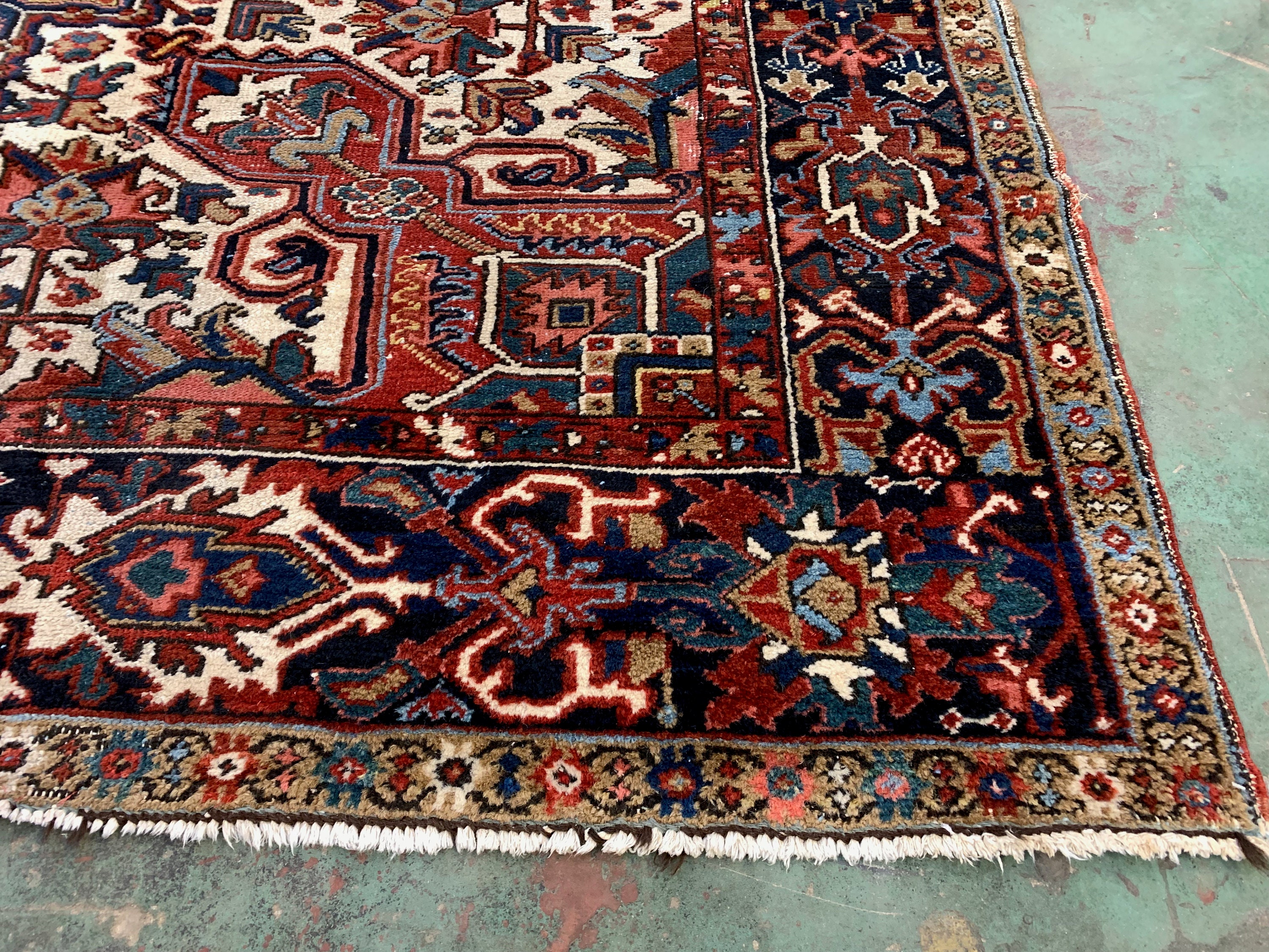 Antique Heriz Rug 353x263 Cm Wool Oriental Hand Made Carpet Red