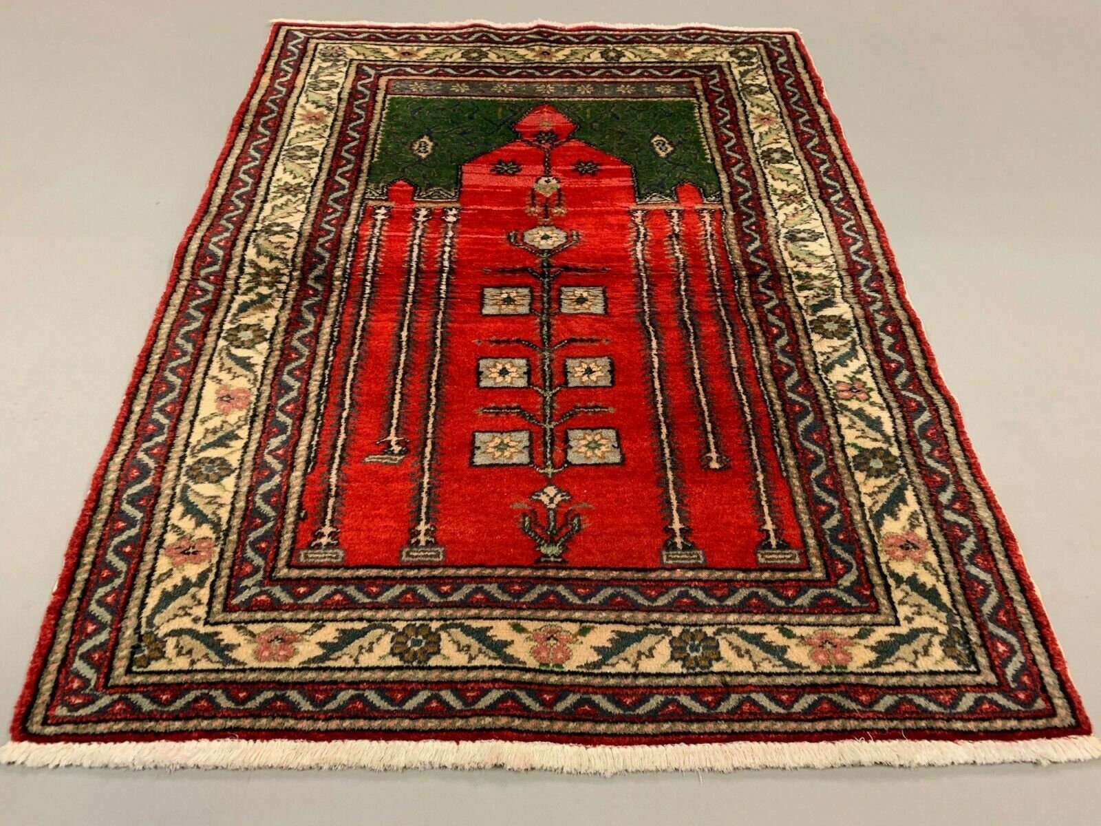 Distressed Turkish Rug 117x88 Cm Vintage Shabby, Wool Tribal Red