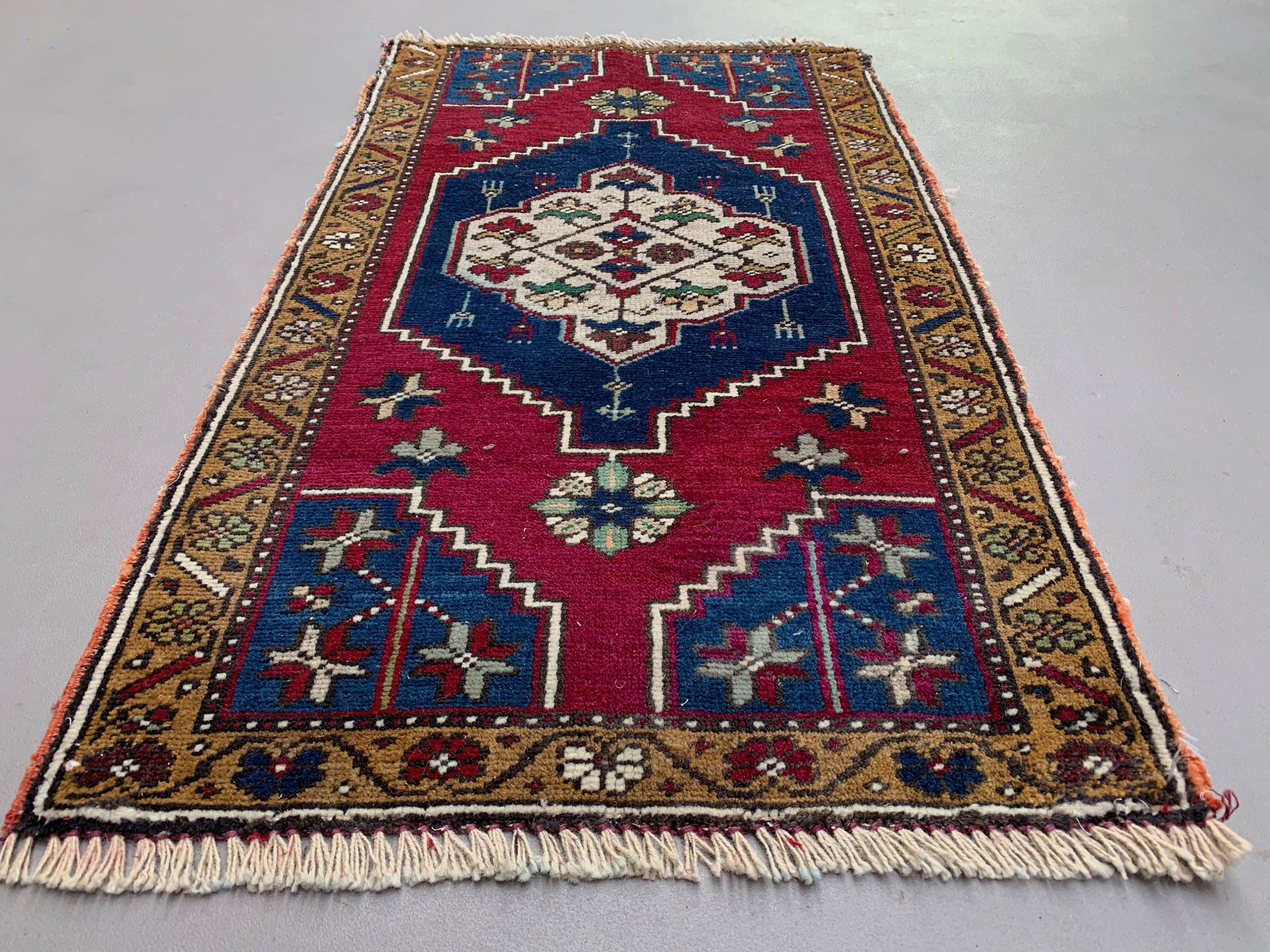 Small Vintage Turkish Rug 95x55 Cm, Short Runner, Tribal, Shabby