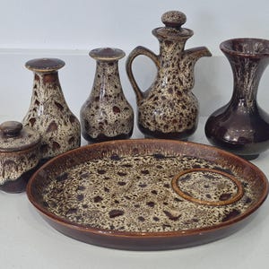 Vintage fosters honeycomb and lava pottery set condiments set with added flower vase