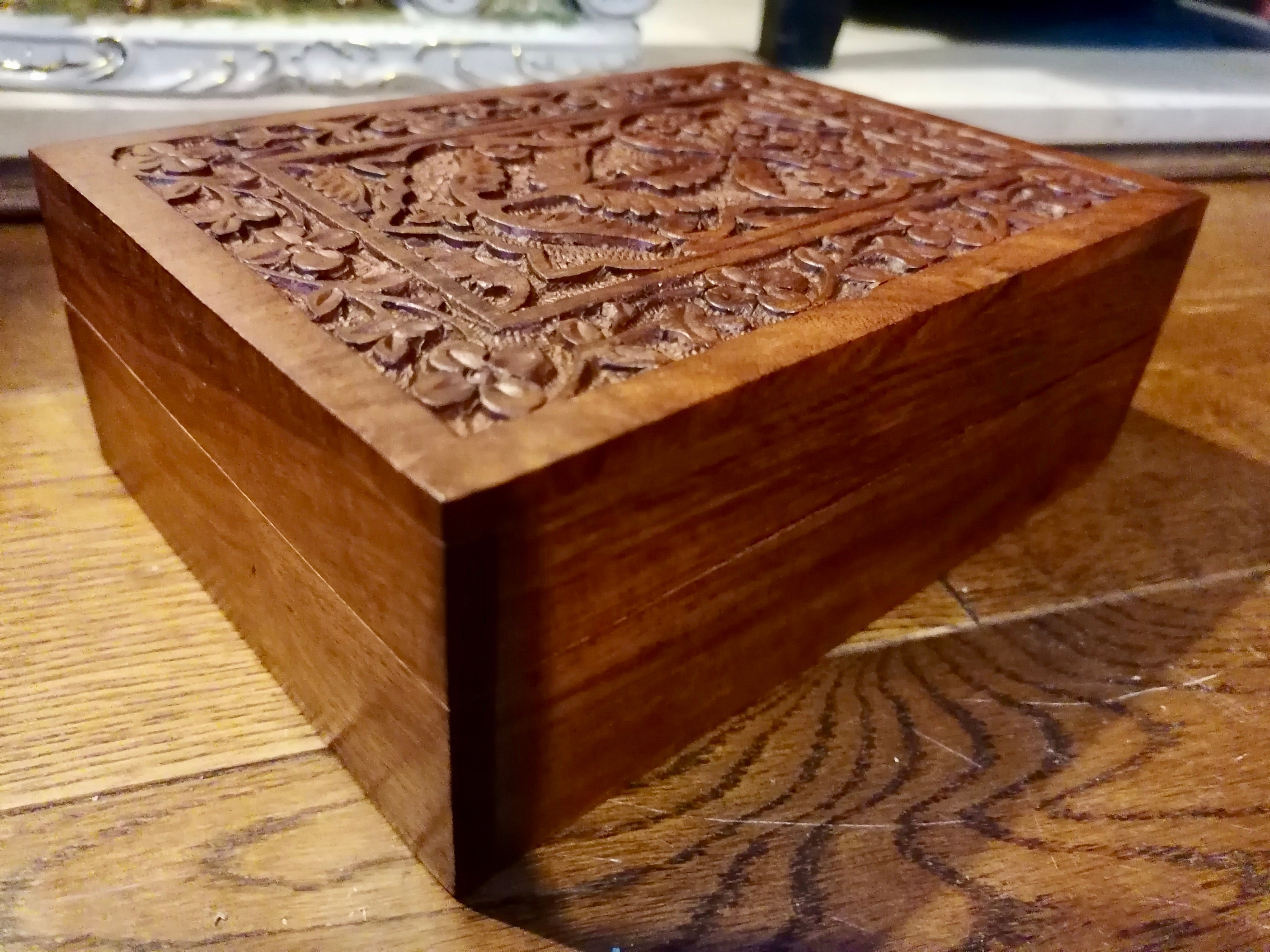 This beautifull hand carved wooden box is an ideal piece for Etsy