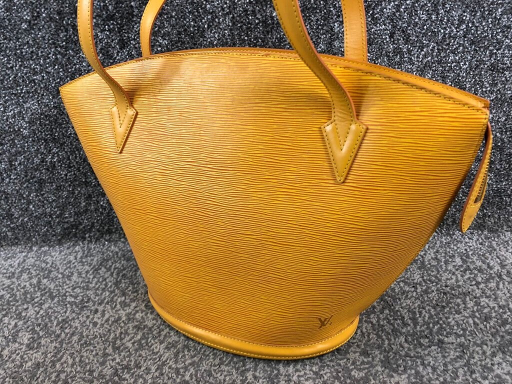 Louis Vuitton Yellow Globe Trotter Shopper Bag.  Luxury, Lot #19015