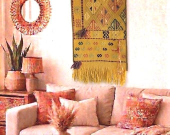Handwoven Kilim Wall Hanging: Vintage Turkish Wool Decor