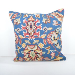 Handmade Kilim Pillow Cover: Wool Boho Floor Cushion (24x24&#39;&#39;)