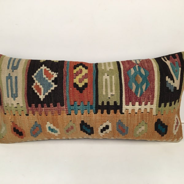 kilim pillow,kilim cushion,kilim pillow case, kilim pillow cover,kilim cushion cover,kilim cushion case,rug pillow,rug cushion,pillows,24x12