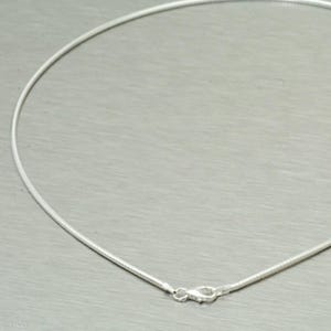 Chaîne Omega de 1,5 mm, Chaîne semi-rigide, 92,5% argent sterling, Disponible en 16 po./40 cm, 18 po./45 cm, 20 po./50 cm