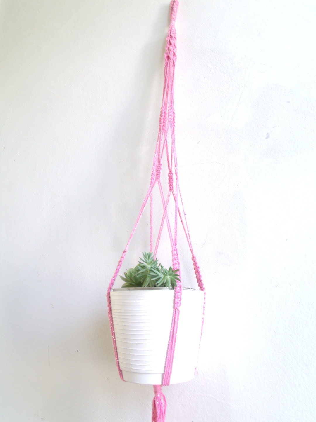 Suspension en Macramé Pour Plantes Rose