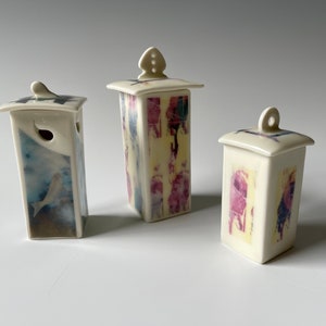 Porcelain trinket box, small ceramic trinket dish, small trinket box, mini trinket dish, small trinket box, small lidded trinket boxed