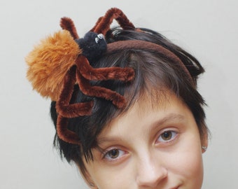 Halloween headband / Halloween  fascinator / witch costume / spider headpiece