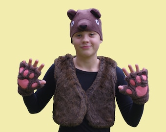 Bear kids costume for Halloween, 3 pieces: furry vest, paws and fleece hat