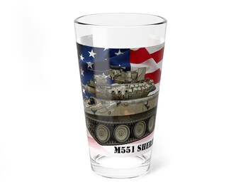 M551 Sheridan Airborne Tank w/American flag Mixing-Pint Glass, 16oz