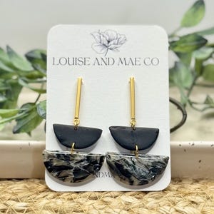 Marbled gray and matte black dangle earrings
