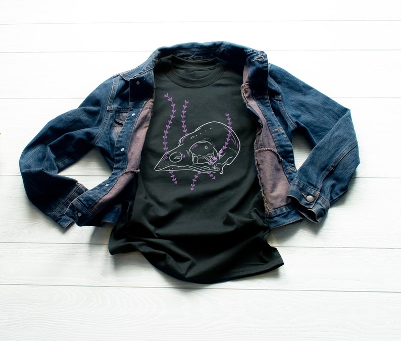 Bird skull/ T-shirt for men/ Skull t shirt/ Print t shirt/ image 0