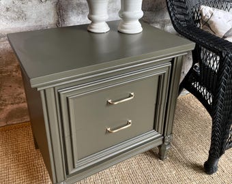 Dark Green Side Table (Refinished)
