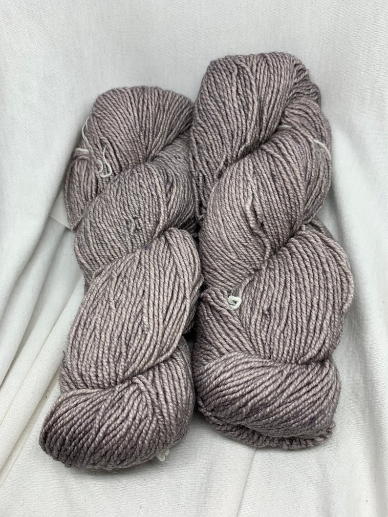 Malabrigo Dos Tierras dk Weight Yarn in 036 Pearl