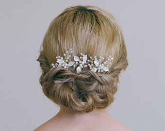 Bridal hair pin, Leaf hair pin, Gold hair pin, Gold or Silver hair vine, Gold bridal headpiece, Bridesmaid hair pins, &quot;Illiana Pins&quot;