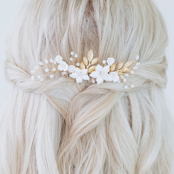 White Floral Hair Comb Gold, Handcrafted Ivory Flower Hair Vine, Bridal Hair Accessories, Gold Flower Hair Vine, “Cindy"