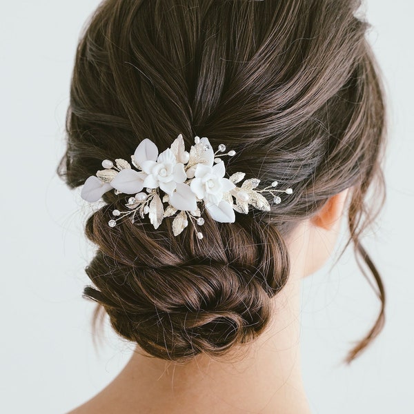 Peine de pelo de flor blanca, peine de pelo floral de boda, flor de pelo de novia, peine floral de novia, peine de boda floral, "Cecilia"