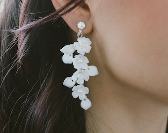 White Floral Drop Earrings, Wedding Flower Earrings, Flower Chandelier Earrings, Bridal Dangle Earrings, Flower Earrings, "Gabriella"