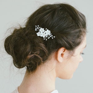 White Flower Hair Pin, Wedding Flower Pins, Flower Girl Hair Accessories, Bridal Hair Pins, Flower Headpiece, Flower Hair Pins, "Penny Pins"