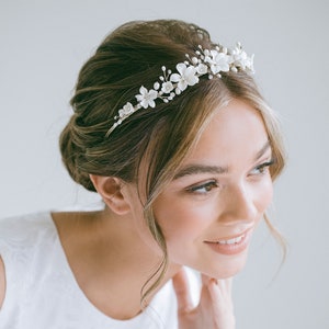 Bridal Champagne Flower Tiara, Ivory Flower Crown, Bridal Flower Wreath, Bridal Gold Headband, Bridal Champagne Beige Headpiece, &quot;Kaitlyn&quot;