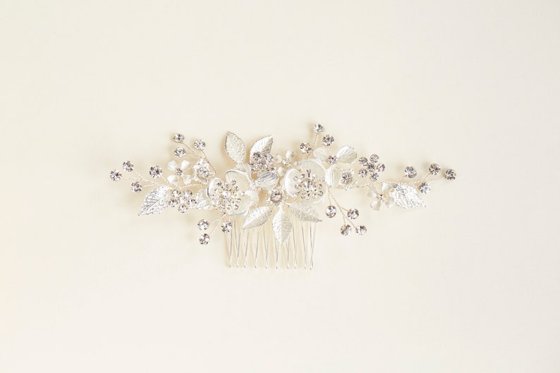 Bridal Champagne Wedding Hair Comb, Champagne Hair Comb, Flower Side Comb, Beige Flower Comb, Wedding Headpiece, Helena Silver