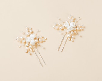 Wedding Floral Hair Pins with Natural Pearl, Flower Hair Pins, Natural Pearl Hair Pins, Bridal Clay Hair Flower Piece, "Komal Pins"