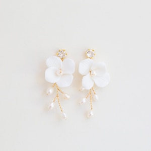 Bridal White Floral Drop Earrings, Wedding Pearl Earrings, Wedding Flower Earrings, Bridal Dangle Earrings, Flower Earrings, Alexia image 6