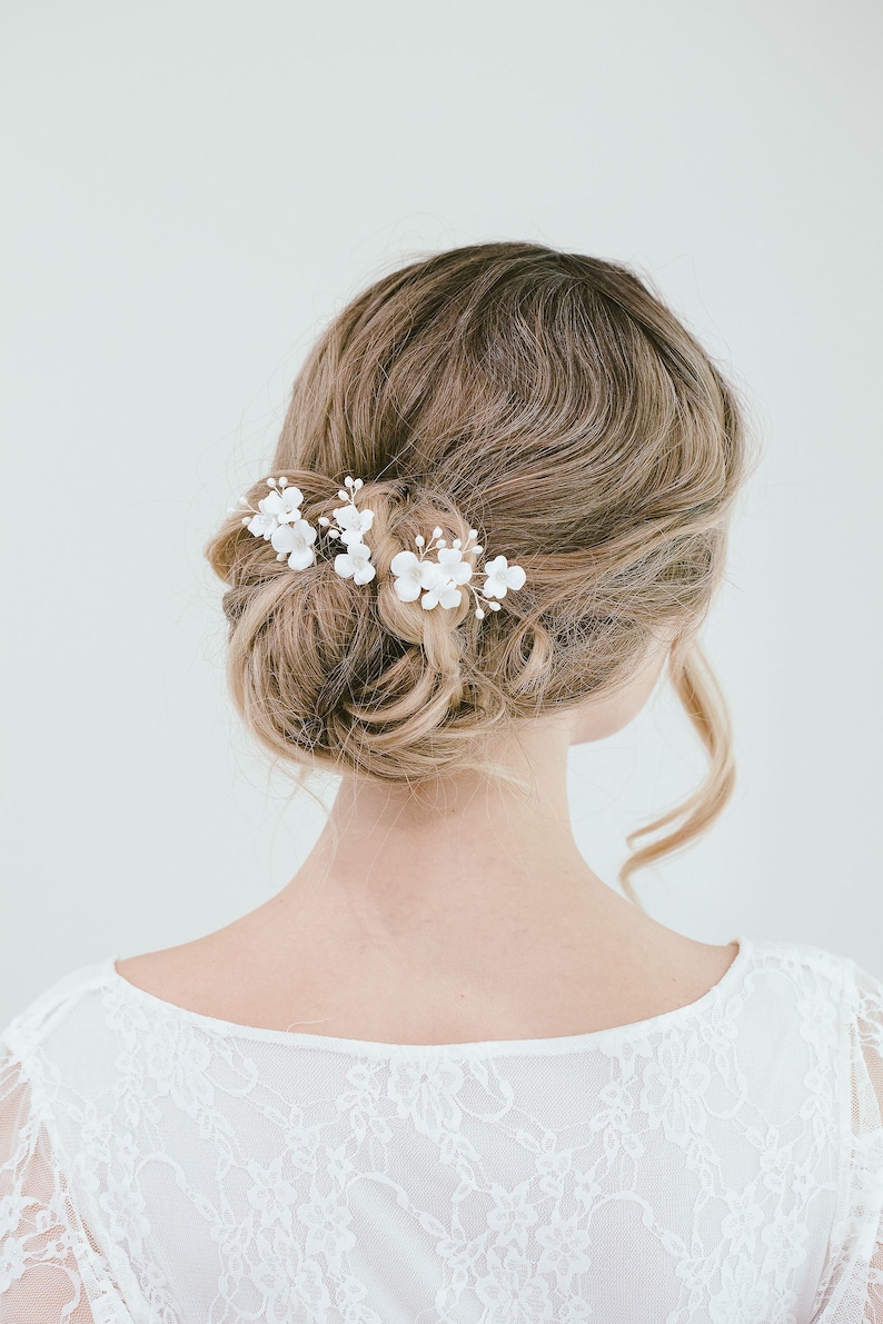Bridal White Flower Hair Pin Set, Bridal Floral Hair Pins, Flower Hair Vine, Bridal Hair Pins, Floral Headpiece, Hattie Pin image 3