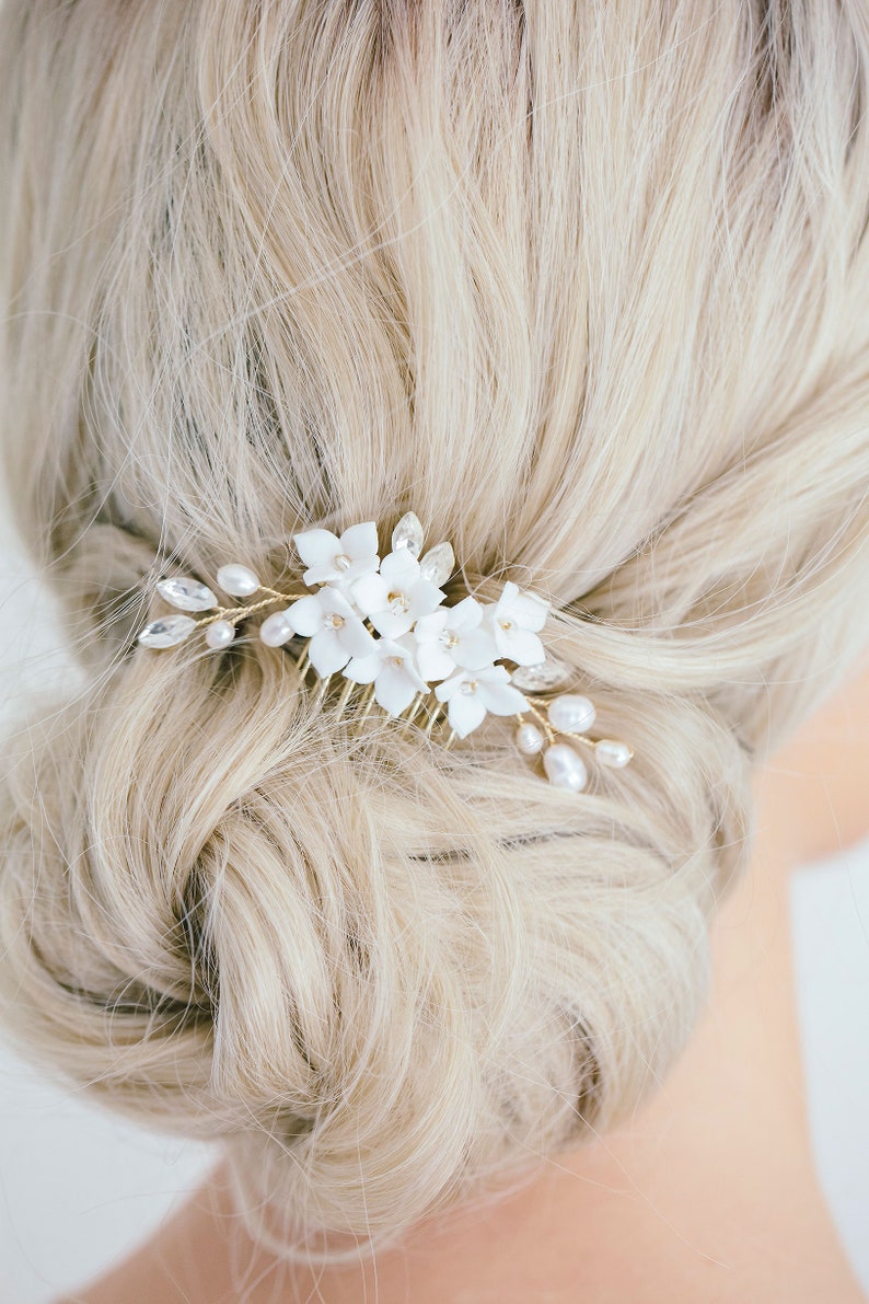 Floral Hair Comb Wedding, Side Flower Comb, Natural Fresh Water Pearl Bridal Hair Comb, Gold Flower Hair Comb, Sierra image 5