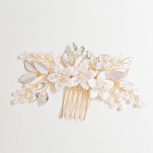 Bridal Flower Hair Comb Side Comb, Floral Hair Comb, Bridal Side Comb, Floral Headpiece, Wedding Hair Accessory, "Calista"