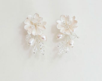 Flower Stud Earrings, Ivory Floral Earrings, Bridal Flower Earrings, Flower Leaf Hair Vine, Floral Hair Vine, "Abigail Earrings"