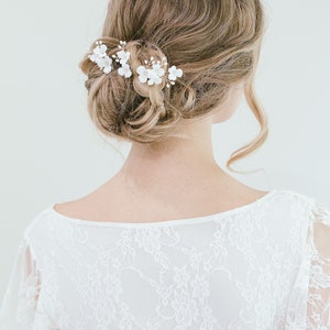 Bridal White Flower Hair Pin Set, Bridal Floral Hair Pins, Flower Hair Vine, Bridal Hair Pins, Floral Headpiece, Hattie Pin image 5