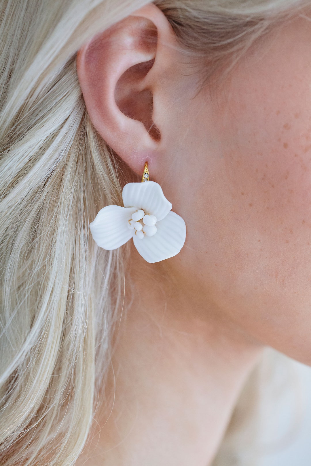 Romantic Clay Flower Earrings Single Flower Studs Pearl - Etsy