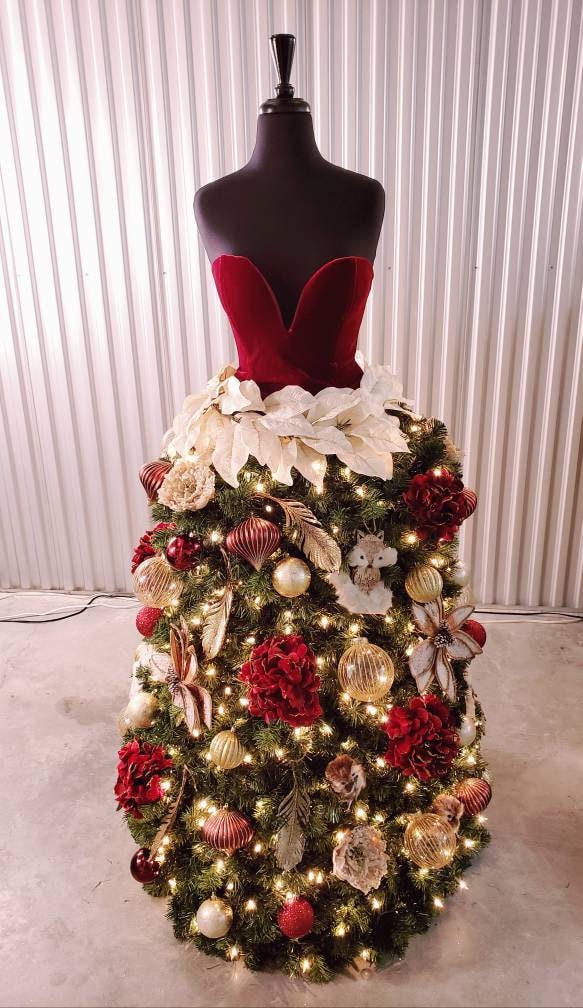 Classic Dreams Mannequin Christmas Tree/ Dress Form Christmas Tree