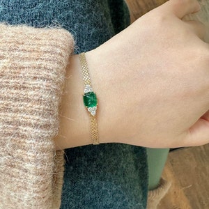 FloraTung Jewelry Designer 18K Gold Emerald Sugar loaf Emerald Openable Pendant Necklace Bracelet