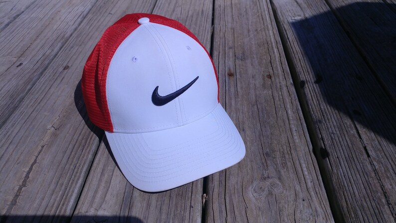 nike international cap