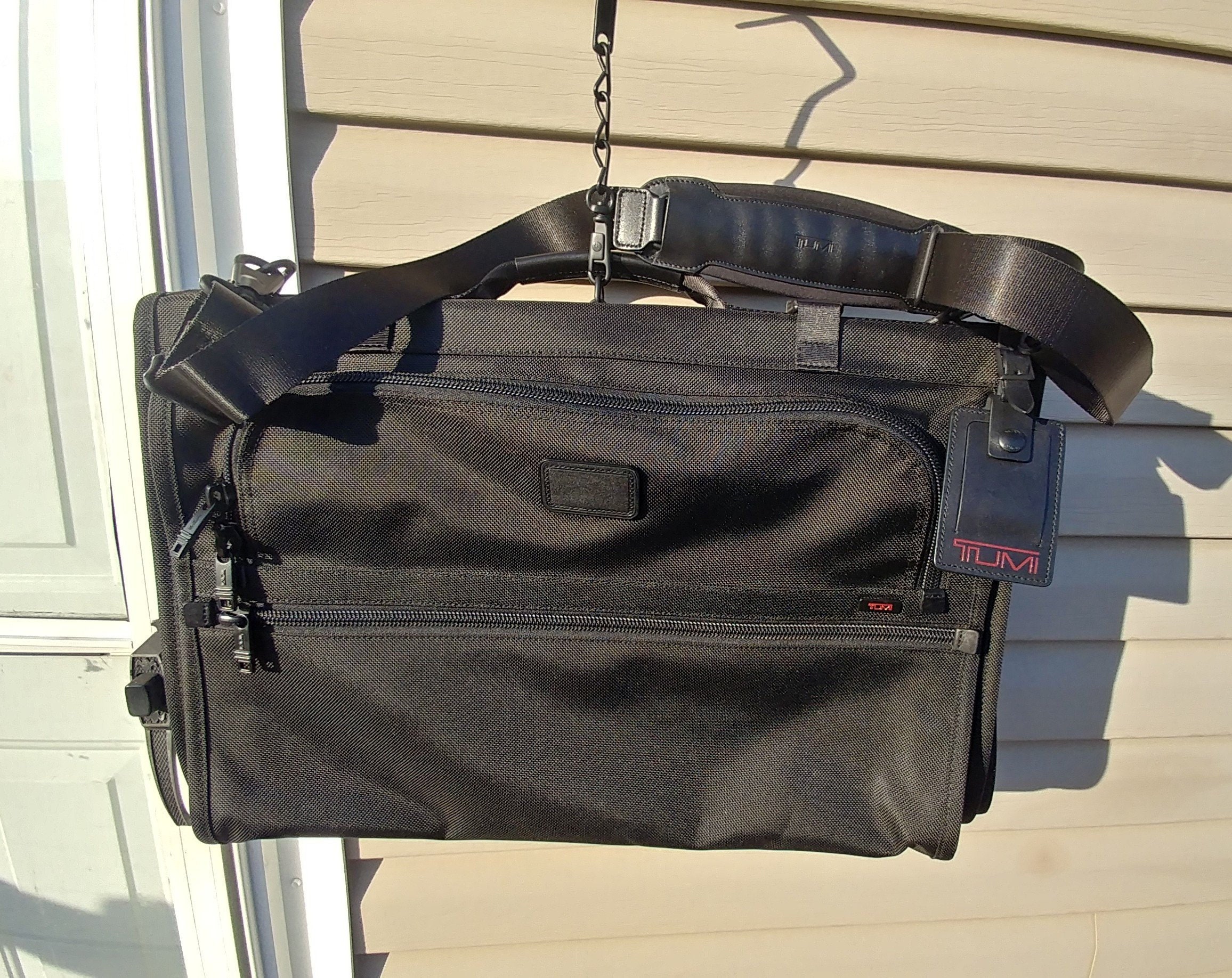 Tumi tri fold garment bag hotsell