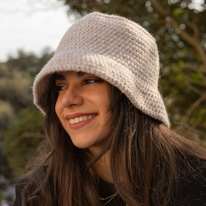 Women&#39;s crochet wool hat, winter girl&#39;s fisherman hat, handmade bucket hat, boho winter fashion accessories