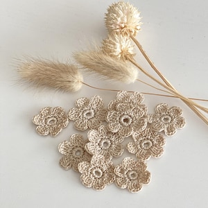 ANCHOR 1, 10 Fiorellini uncinetto piccoli beige, Fiori uncinetto applique, Decorazioni bomboniere, Applicazioni uncinetto shabby per abiti