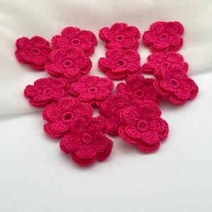ANGIE, 15 roselline uncinetto fucsia, Applicazioni floreali colori vivaci,  Decorazioni da cucire, Fiori uncinetto, Rose fatte a mano, KIT 9
