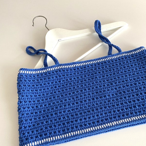 Gehäkeltes Bandeau-Top, kurzes T-Shirt mit quadratischem Ausschnitt, dünne Träger, handgefertigtes Sommer-Tanktop, Sommerkleidung für die Stadt am Meer