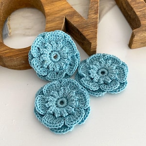 FLO 13, Fiore a uncinetto 4 cm, Rosa doppio strato, Abbellimenti per giacche, Decorazioni da cucire, Applicazioni da cucire, Fiori 3d cotone