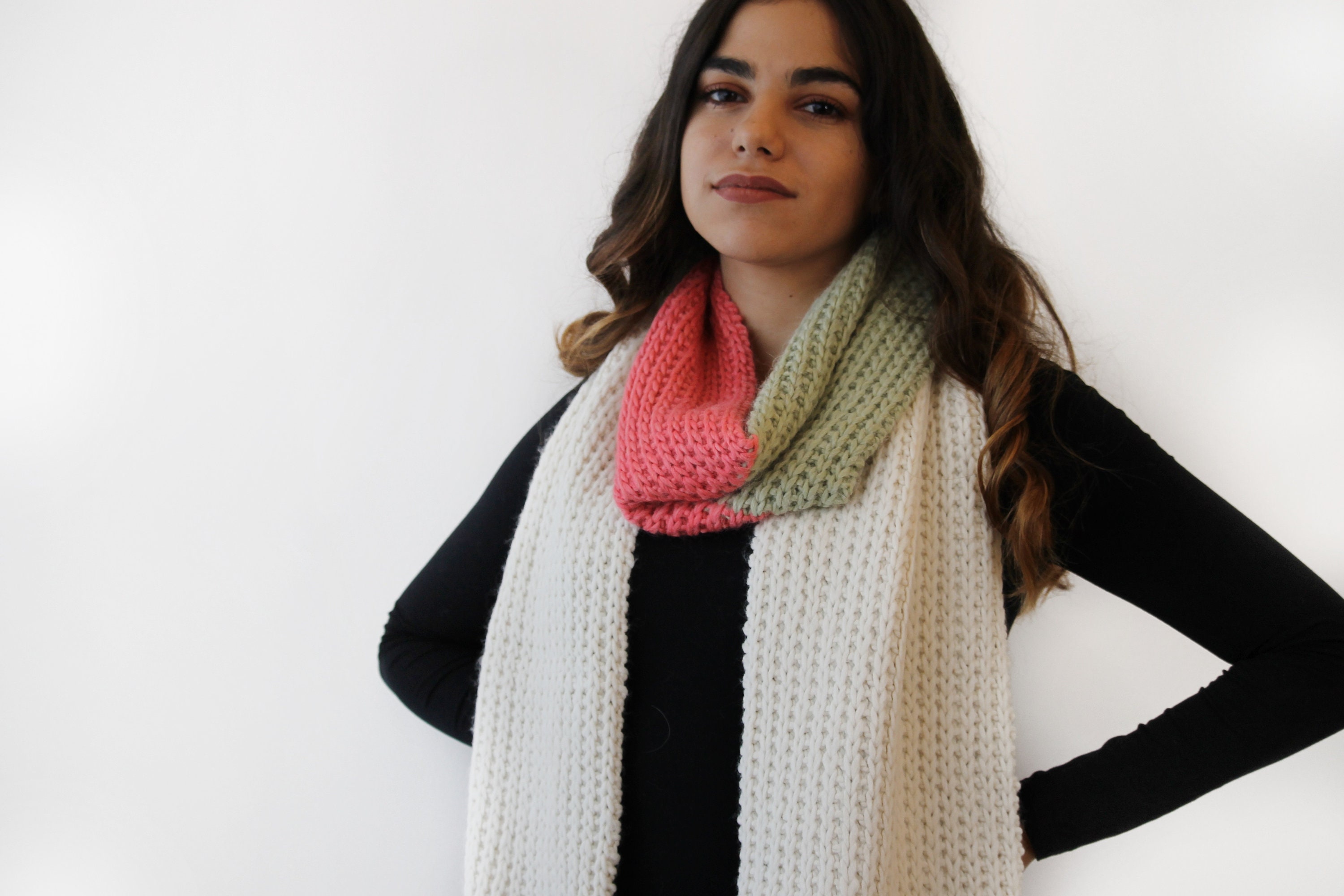 Sciarpe In Lana Fatte A Mano Sciarpa lunga in lana da donna Sciarpa fatta a mano - Etsy Italia