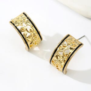 Hawaiian Hibiscus Cuff Stud Earrings - Hawaiian Earrings - Dangle Earrings - Made in Hawaii - Gift for Her - Floral Jewelry