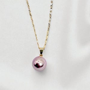 Lavender Pearl Shell Necklace - Hawaiian Necklace - Beach Jewelry - Gold Necklace - Gifts for her