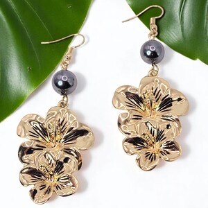 Double Hibiscus Pearl Earrings - Hawaiian Earrings - Dangle Earrings - Made in Hawaii - Gift for Her - Floral Jewelry
